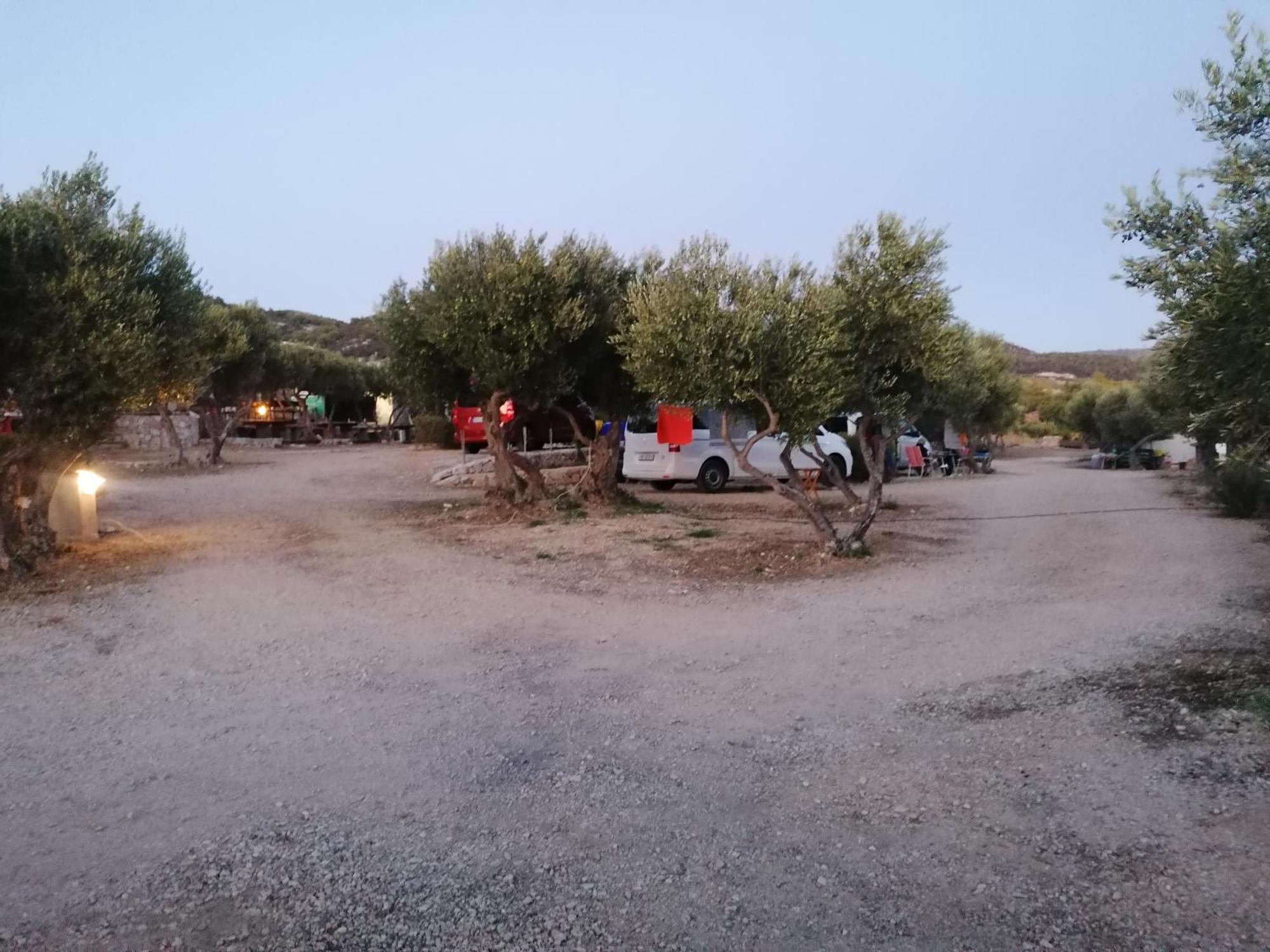 Camp Kopito Hvar Town Exterior foto